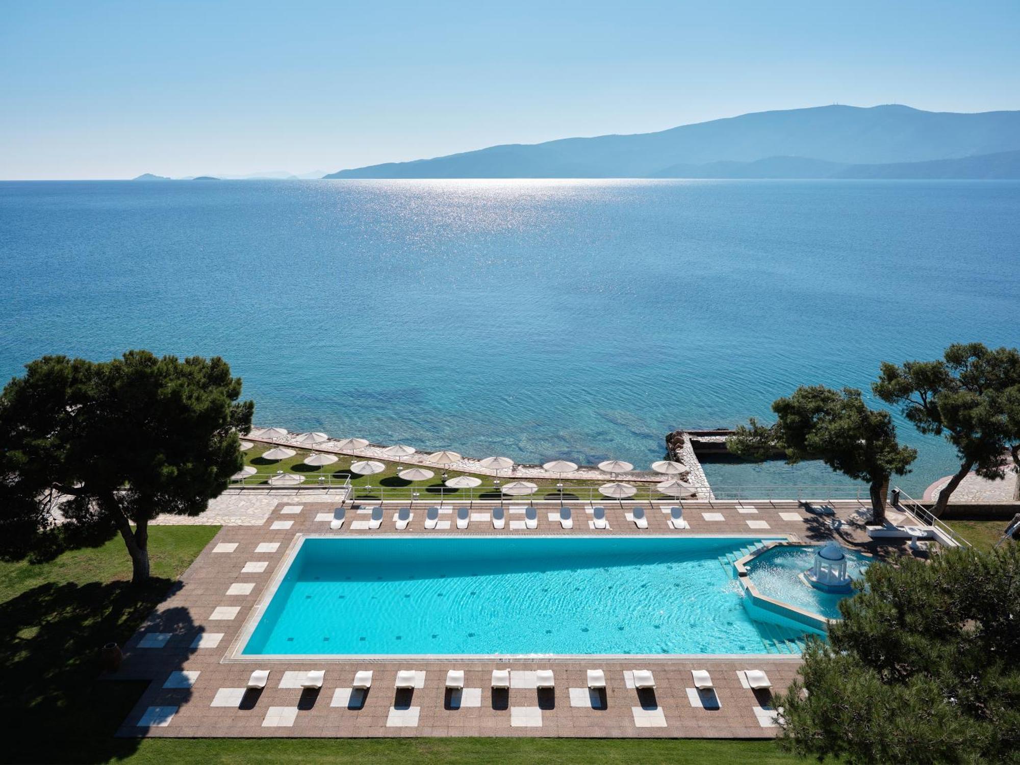 Kalamaki Beach Resort Isthmia Exterior foto