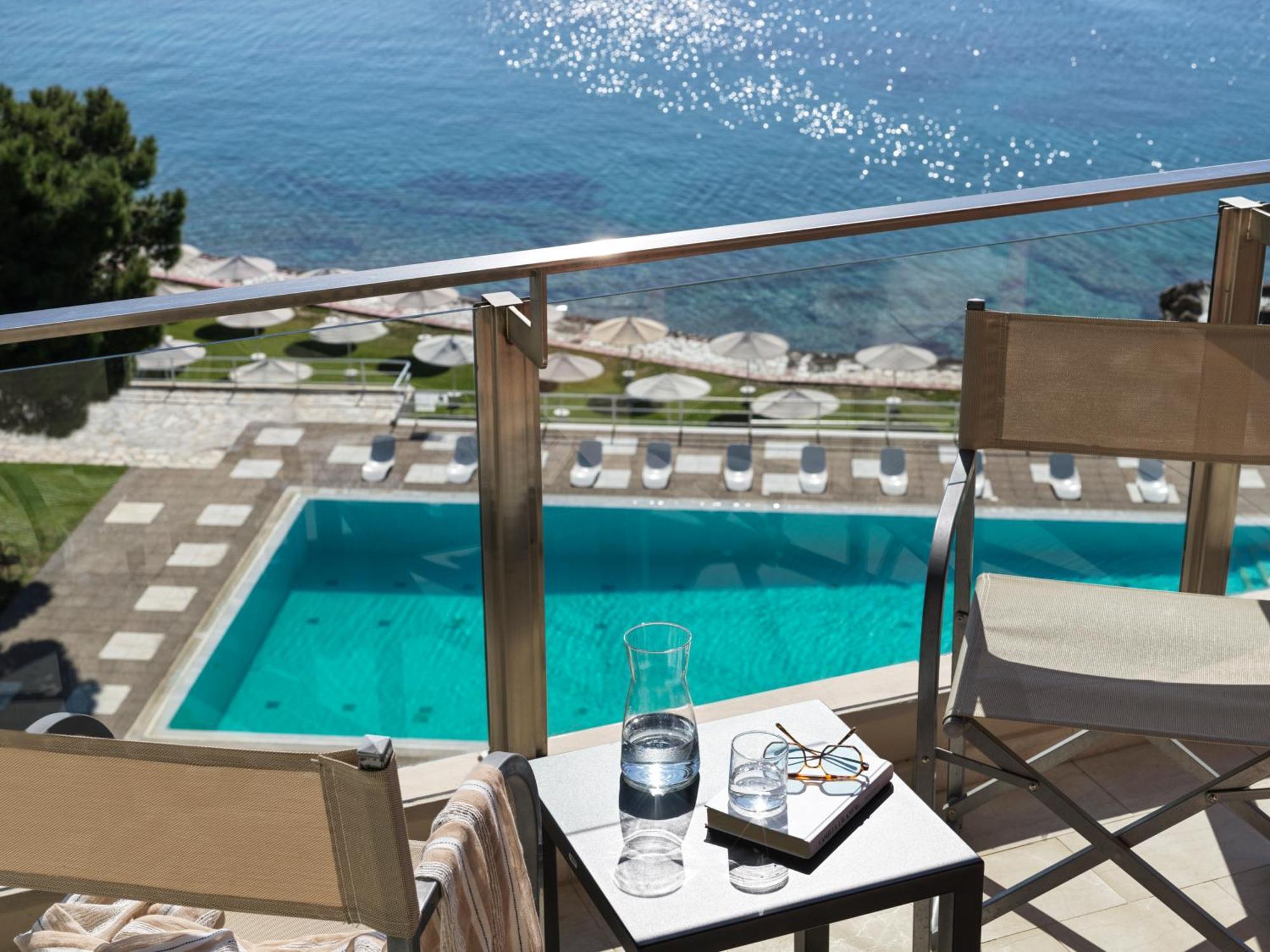 Kalamaki Beach Resort Isthmia Exterior foto